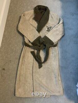 AUTHENTIC Louis Vuitton Bathrobe Size Men's Small NWT