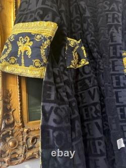 AUTHENTIC Versace'I Love Baroque' Bathrobe Monogram Size One Size Unisex
