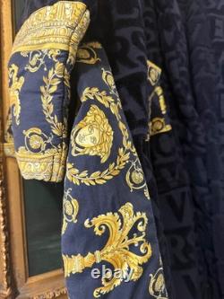 AUTHENTIC Versace'I Love Baroque' Bathrobe Monogram Size One Size Unisex AUTHENTIC Versace'I Love Baroque' Bathrobe Monogram Size One Size Unisex