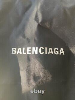 Balenciaga Authentic Mens B Logo Bathrobe in Black Size S. B Garment Bag Inc