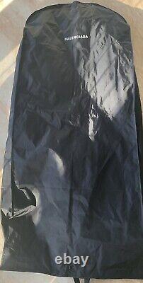 Balenciaga Authentic Mens B Logo Bathrobe in Black Size S. B Garment Bag Inc