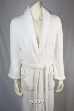 Bathrobe Mgm Grand Villas. Hotel Chenille White Breathable Unisex Look