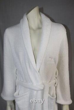 Bathrobe Mgm Grand Villas. Hotel Chenille White Breathable Unisex Look