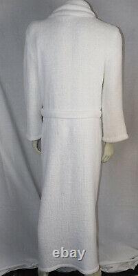 Bathrobe Mgm Grand Villas. Hotel Chenille White Breathable Unisex Look