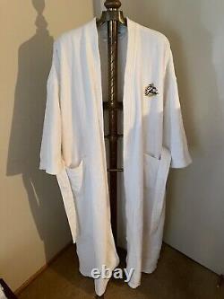 Fairmont BATH/SPA Robe Unisex (OSFA) Thick/White CLEAN & Ready-to-Wear