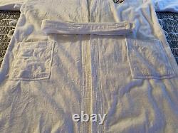 Fairmont BATH/SPA Robe Unisex (OSFA) Thick/White CLEAN & Ready-to-Wear