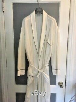 HERMES Robe Kimono belt -100% Italian Linen White chevron Navy trim Medium