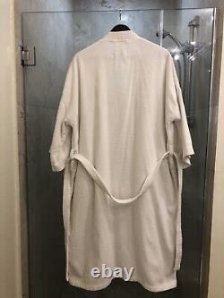 Hilton Hotels Made in Turkey 100% Cotton Bathrobe Vintage