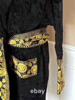 NWT $1500 Versace Medusa Cotton Terry Bath Robe Black Medium ZACJ00008