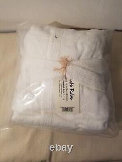Nefertari Hooded Bathrobe Womem Men 100% organic Egyptian Cotton (High Quality)