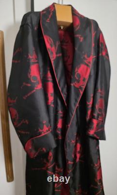 New & Lingwood Royal Skull Dressing Gown Heavy Silk Gown. Xl. Rare Pattern