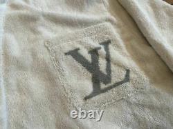 Rare Unused Louis Vuitton LV Logo Bathrobe Size L