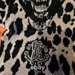 Roberto Cavalli WILD JAGUAR bathrobe. Worn 2 or 3 times. Large