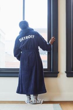 SOLD OUT ONLINE Shinola Hotel Detroit Robe Luxury Navy Bathrobe NEW IN PACKAGING