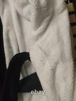 Scarface shoe palace limited tony miami montana black white bath robe new