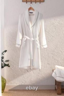 Shawl Collar Unisex 100% Cotton Bathrobe and Towel (50X90 cm)