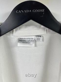 The Ritz-Carlton Cotton Waffle Knit Bath Robe White One Size NWOT