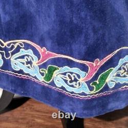 Tuskiiz Kazkh Embroidered Vintage Robe with Belt Vintage Amazing