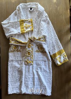 VERSACE Home Baroque Bathrobe AOP Logo White Gold Barocco Print Size XL