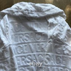 VERSACE Home Baroque Bathrobe AOP Logo White Gold Barocco Print Size XL