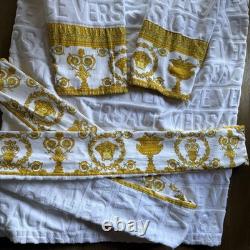 VERSACE Home Baroque Bathrobe AOP Logo White Gold Barocco Print Size XL