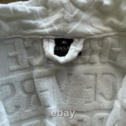 VERSACE Home Baroque Bathrobe AOP Logo White Gold Barocco Print Size XL