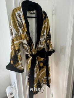 Versace I? BAROQUE Print Bathrobe