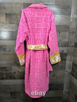 Versace I Love Baroque Pink Bathrobe Unisex Terry with Box (ZACJ00008) in a 3XL Versace I Love Baroque Pink Bathrobe Unisex Terry with Box (ZACJ00008) in a 3XL