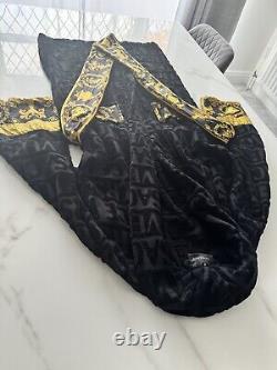 Versace baroque bath robe SIZE L Perfect Condition