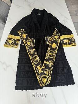 Versace baroque bath robe SIZE M Perfect Condition