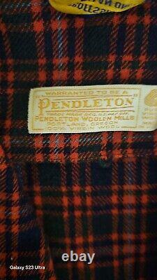 Vtg Pendleton Wool Bath Robe Mens XS, Belt Tie, Blue Red Plaid, Christmas, USA