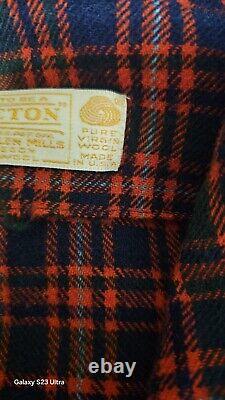 Vtg Pendleton Wool Bath Robe Mens XS, Belt Tie, Blue Red Plaid, Christmas, USA