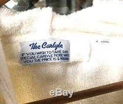 Vtg The Carlyle HOTEL NYC Terry Terrycloth Luxury Bath Robe White Monogrammed OS
